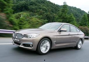 宝马gt320i视频,驾驭激情，尽享速度与豪华的完美融合